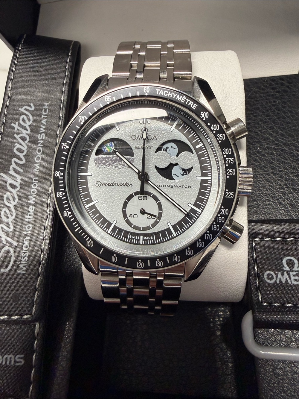 MoonSwatch MOD MISSION TO EARTHPHASE Stainless Steel WATCH